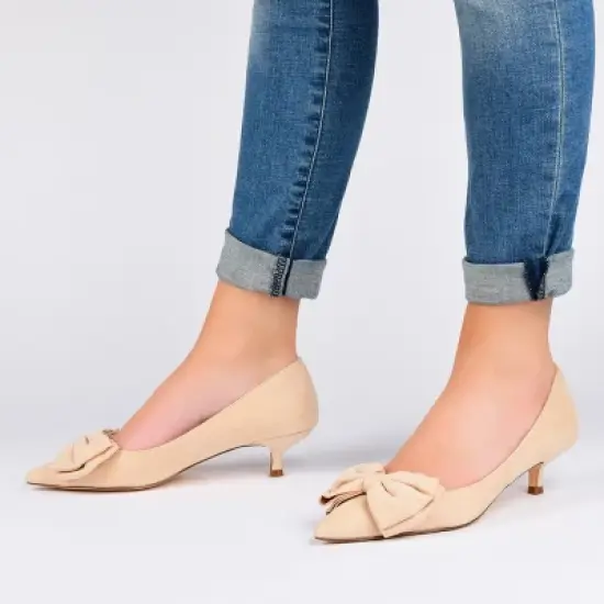 Journee Collection Womens Orana Pointed Toe Kitten Heel Pumps image {8}