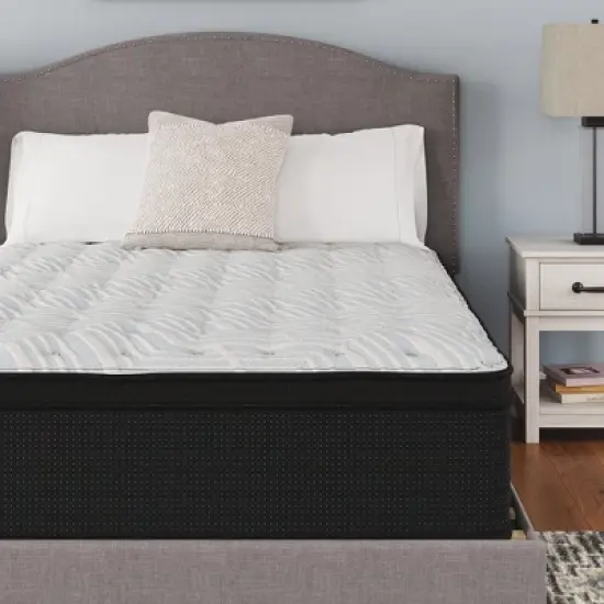 Signature Design by Ashley Palisades 16" Euro Top Hybrid Mattress with Quick Response Memory Foam image {9}