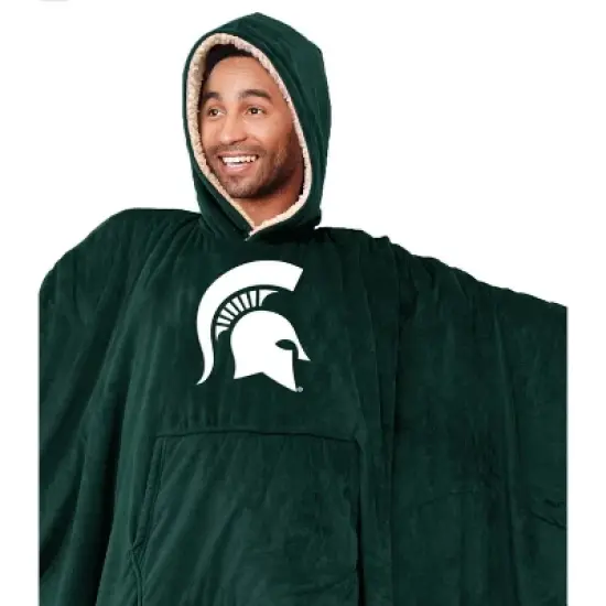 NCAA Michigan State Spartans Team Color Bloncho with Logo Patch and Faux Shearling Inside Throw Blanket image {1}
