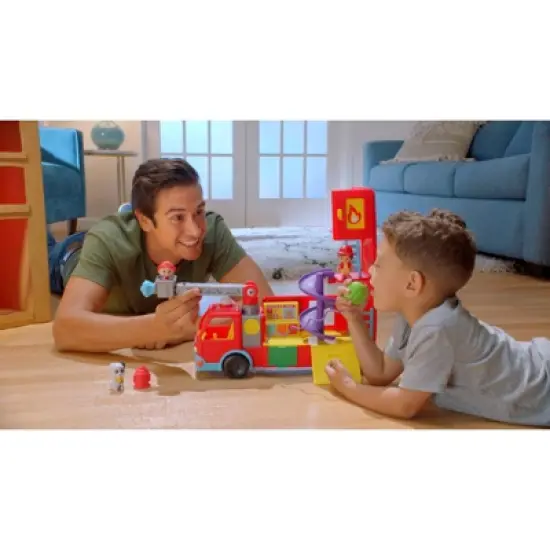 CoComelon Transforming Fire Truck image {3}