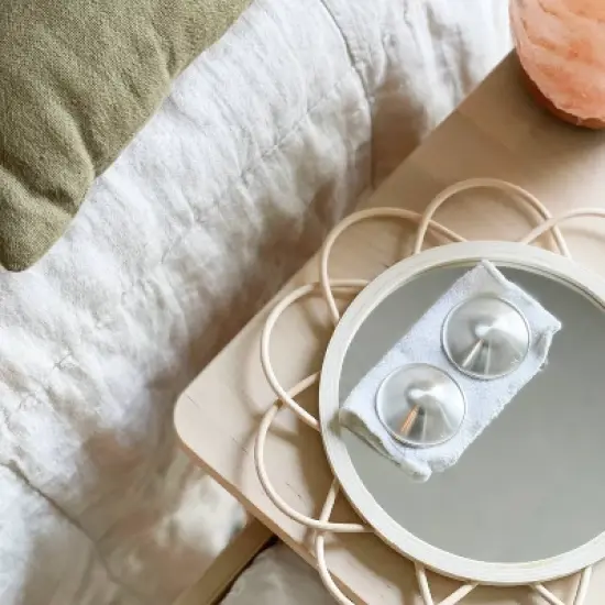 WILLOW Silver Nursing Nipple Shield Cups - 2pk image {5}