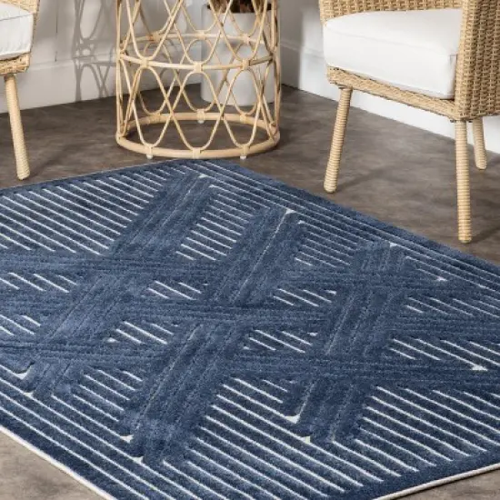 nuLOOM Onita Transitional Striped Indoor/Outdoor Patio Area Rug image {8}