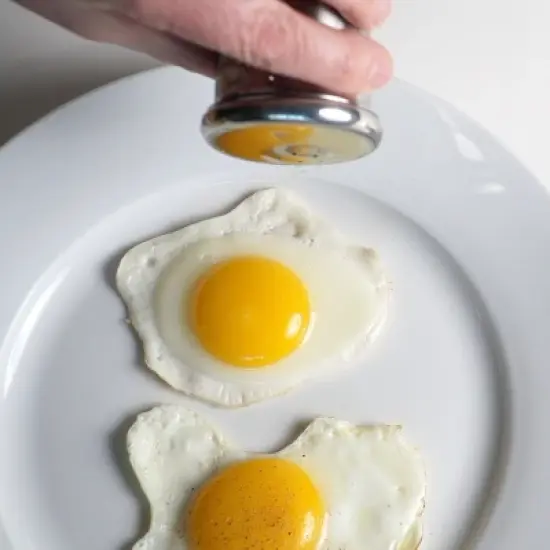 BergHOFF Essentials 2Pc 18/10 Stainless Steel Salt & Pepper Set image {3}