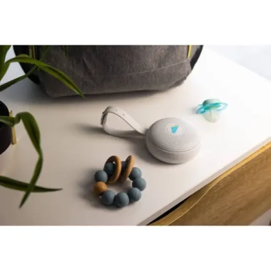 Yogasleep Hushh+ Travel Sound Machine with Wireless Speaker and Night light image {5}