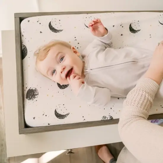 Goumikids Viscose from Bamboo + Organic Cotton Changing Pad Cover image {2}