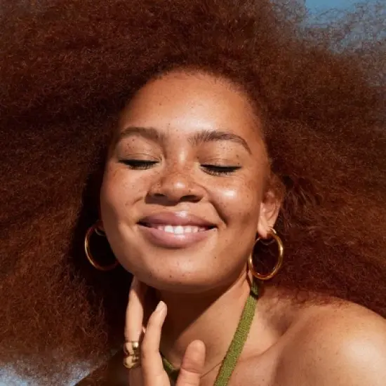 Well People Superpowder Bronzing Powder - 0.31oz image {2}