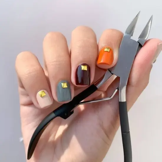 JAPONESQUE Cuticle Nipper Soft Touch image {3}