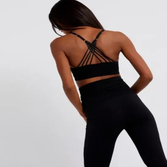 Seamless Racerback Maternity And Nursing Bra | A Pea in the Pod image {2}