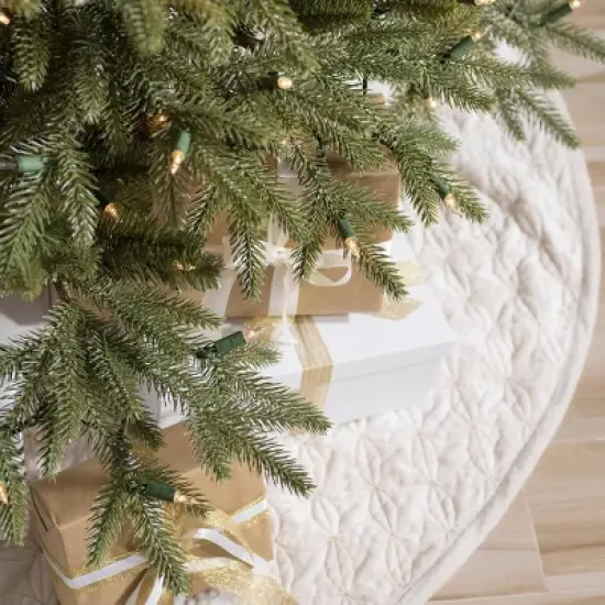 Balsam Hill 6.5' Clear LED Stratford Spruce Tree image {3}