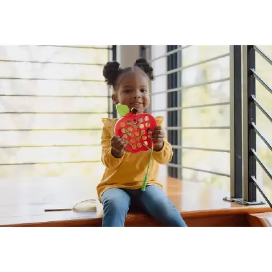 Chuckle & Roar Silicone Lacing Apple image {6}