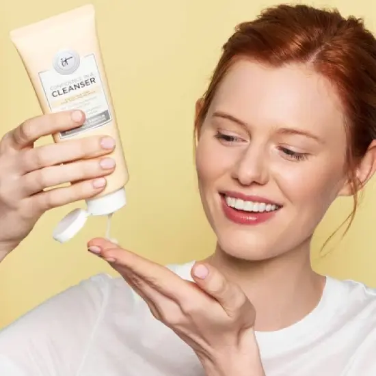 IT Cosmetics Confidence in a Cleanser Gentle Face Wash - 5oz - Ulta Beauty image {2}