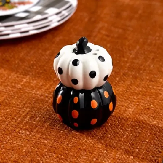 The Lakeside Collection Plaid Pumpkin Dinner Collection - Salt & Pepper Shaker Set image {1}