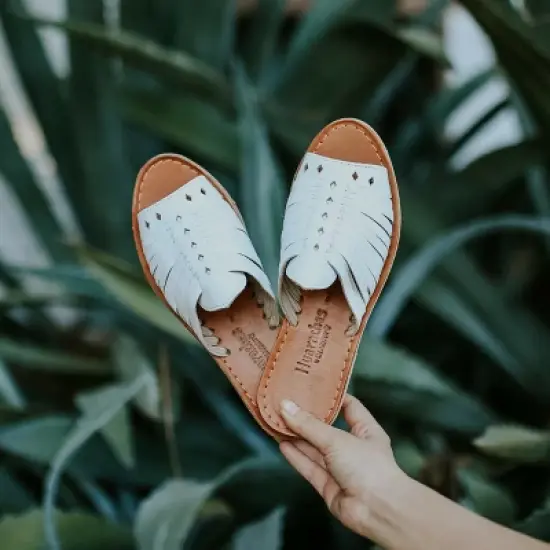 Bearpaw Women's Rosa Sandals image {4}