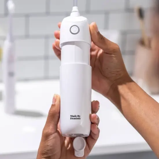 Made by Dentists Water Flosser image {4}