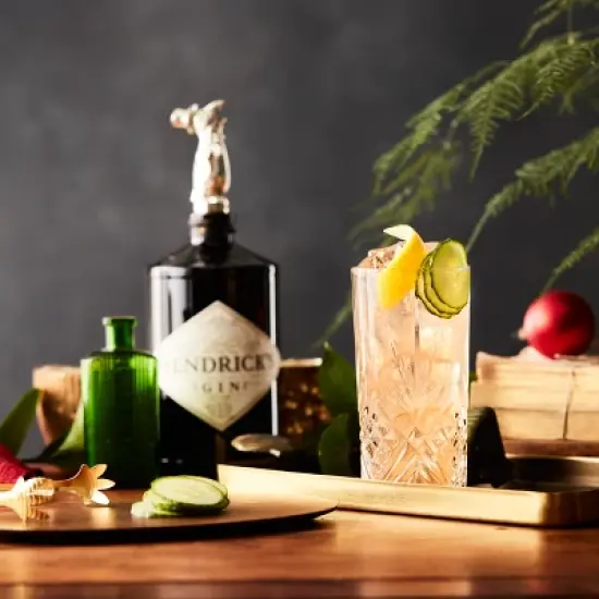 Hendrick's Gin - 750ml Bottle image {1}
