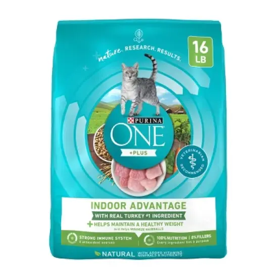 Purina ONE Indoor Advantage Adult Premium Turkey Flavor Dry Cat Food image {9}