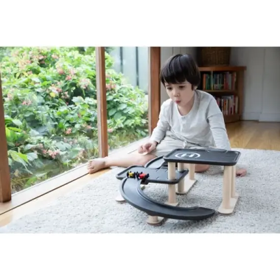 Plantoys| Race N Play Parking Garage image {4}