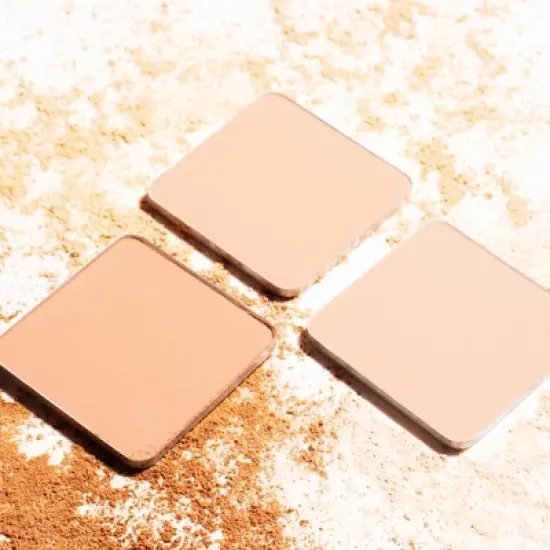 Honeybee Gardens  Pressed Mineral Powder Foundation image {4}