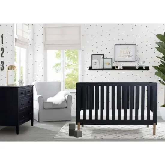 Delta Children Hendrix 4-in-1 Convertible Crib image {1}