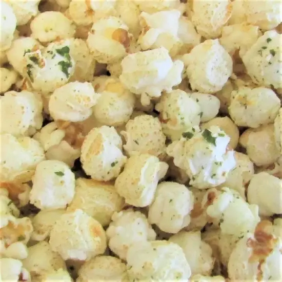 Gourmet Jalapeno Popcorn by It's Delish image {5}