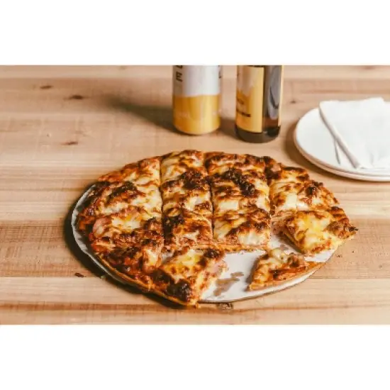 Heggie's Six Pack Frozen Pizza - 30oz image {2}