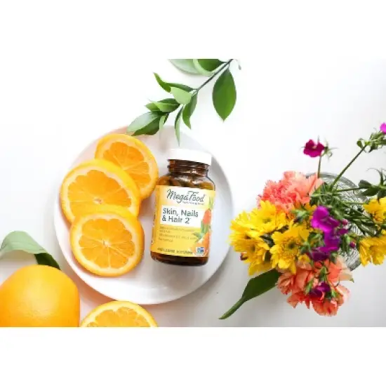 MegaFood Skin, Nails & Hair with with Vitamin A, Vitamin C, Zinc and Biotin Vegan Tablets - 60ct image {5}