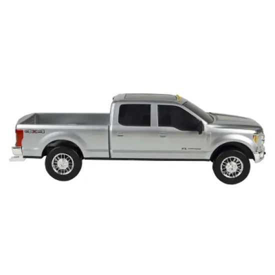 Big Country Toys 1/20 Ford F-250 Super Duty 6.7L Power Stroke Pickup Truck 496 image {1}