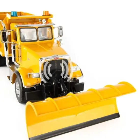 ERTL 1/16 Big Roads DOT 367 Peterbilt with Snowplow 47271 image {4}