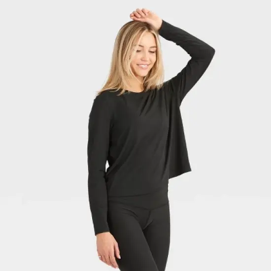 Wander by Hottotties Women's Naomi Crewneck Athletic Top image {4}