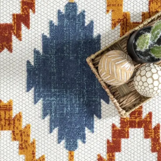 nuLOOM Marcela Geometric Indoor/Outdoor Patio Area Rug image {5}