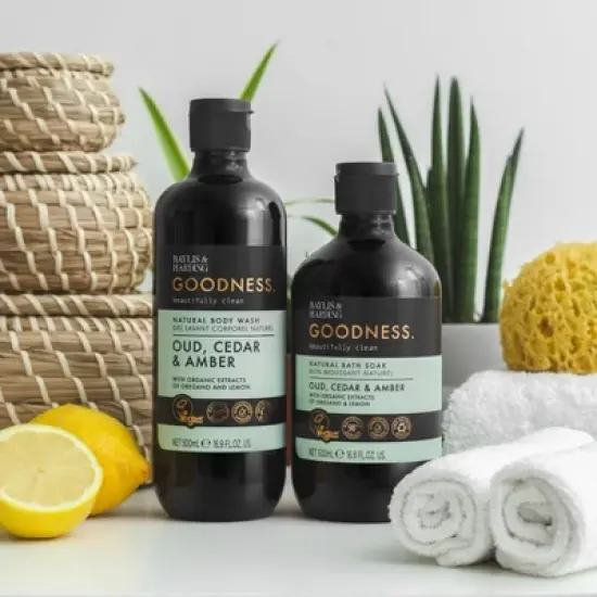 Baylis & Harding Goodness Oud Bath Soak - Cedar and Amber - 16.9 fl oz image {3}