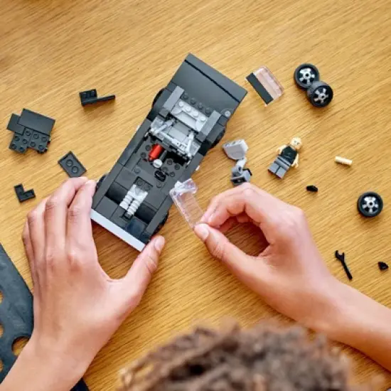 LEGO Speed Champions Fast & Furious 1970 Dodge Charger Set 76912 image {4}