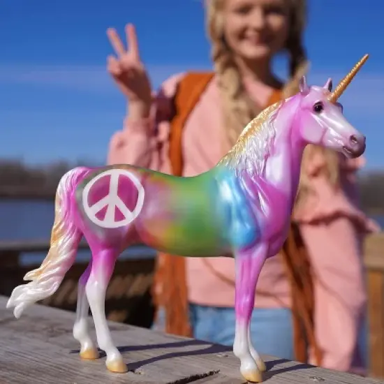 Breyer Animal Creations Breyer Freedom Series 1:12 Scale Model Horse | Keep the Peace image {1}