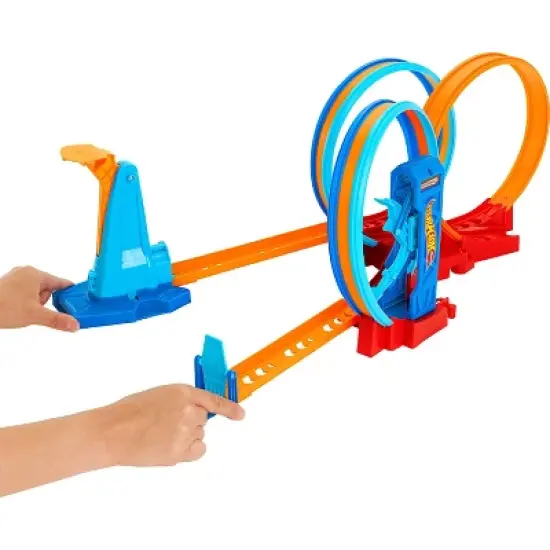 Hot Wheels Ultra Hots Loop Madness Track Set (Target Exclusive) image {4}