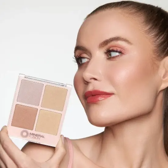 Mineral Fusion Highlighter Palette - Stargazing - 0.45oz image {9}