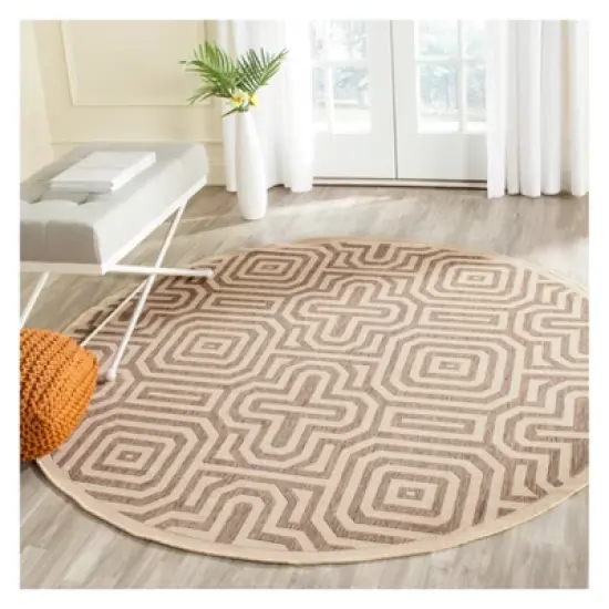 Linz Outdoor Rug - Safavieh image {1}