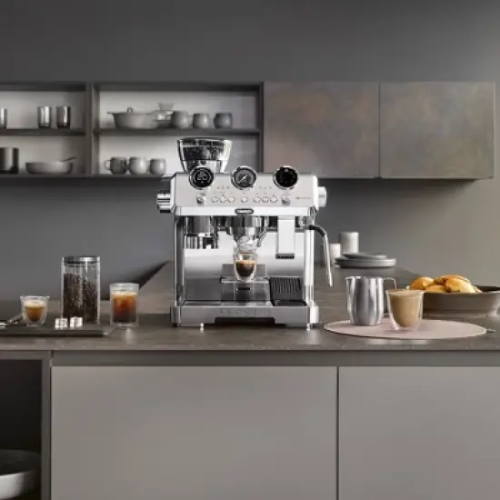 DeLonghi La Specialista Maestro Espresso Machine with Cold Extraction Technology image {16}