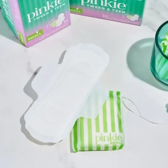 Pinkie Tween & Teen Ultra-Thin Organic Topsheet Pads with Wings - Size Small - 18ct image {3}