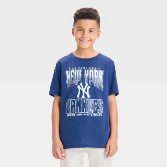 Boys' New York Yankees Oversized Short Sleeve Graphic T-Shirt - Blue image {4}