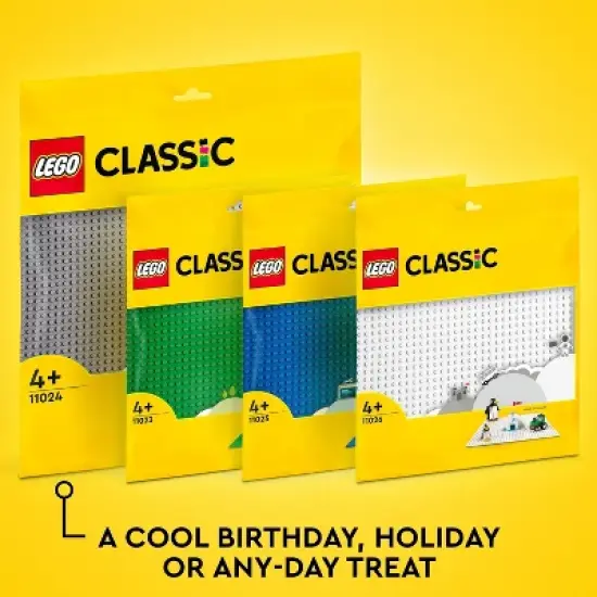LEGO Classic Green Baseplate 11023 Building Kit image {5}