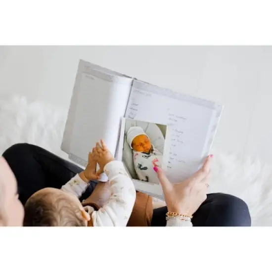 Pearhead Chevron Baby Memory Book image {5}