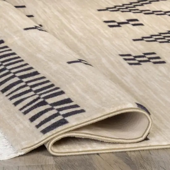 nuLOOM Tracy Moroccan Tassel Area Rug image {3}