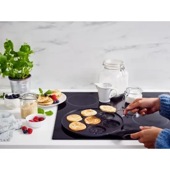 Kitchenfun Blini Nonstick Mini Pancake Crepe Maker - 7 Smiley Pancakes image {7}