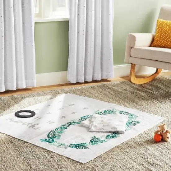 Muslin Blanket and Frame Set - Cloud Island&trade; image {1}