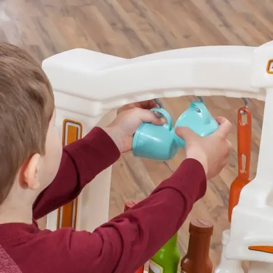 Step2 Fun with Friends Kitchen image {4}