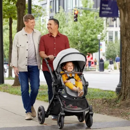 Graco Premier Mode Nest Travel System image {9}