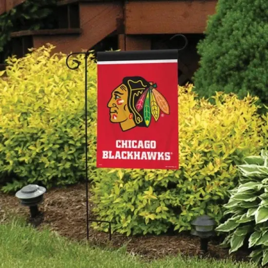 Briarwood Lane Chicago Blackhawks Garden Flag NHL Licensed 18" x 12.5" image {3}