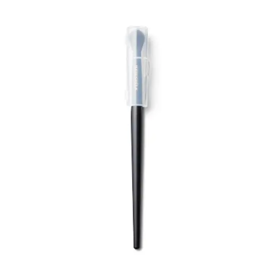 Sonia Kashuk&trade; Professional Tapered Crease Brush No. 230 image {1}