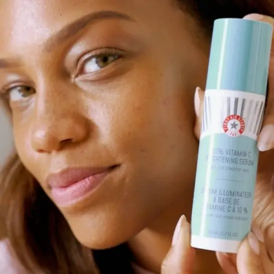 FIRST AID BEAUTY Vitamin C Brightening Serum - 1.7 fl oz - Ulta Beauty image {2}