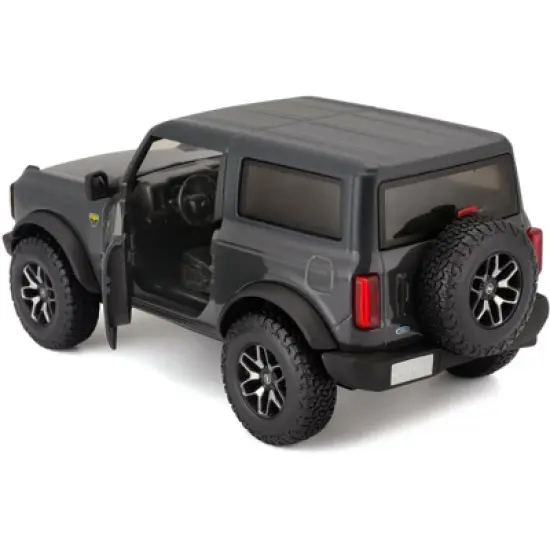 2021 Ford Bronco Badlands Gray Metallic with Black Top "Special Edition" 1/24 Diecast Model Car by Maisto image {3}
